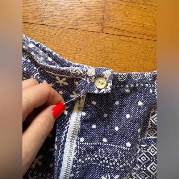 60s Vintage Blue Back Zip Bandana Patchwork Print Back Zip Shorts - Picture 7 of 7